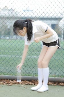 红星照耀中国电影播放